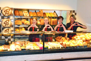 UWG zeigt Präsenz vor Ort in Oedingen - Bäckerei Tröster (Brachter Straße 14)